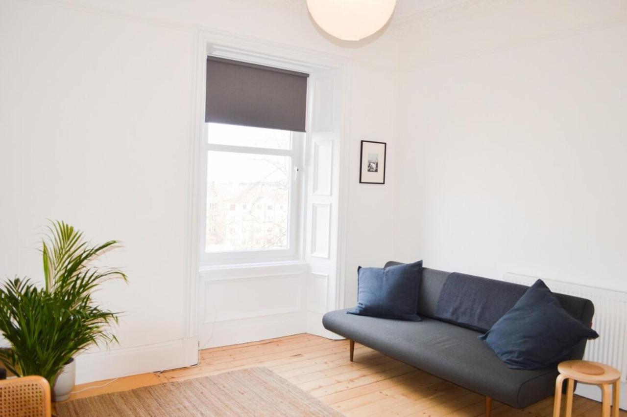 Modern 1 Bedroom Flat In The Heart Of Эдинбург Экстерьер фото